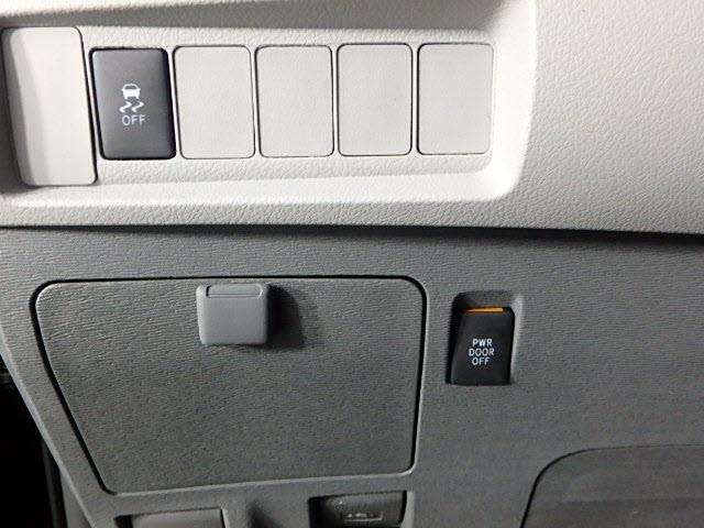 2017 Toyota Sienna LE